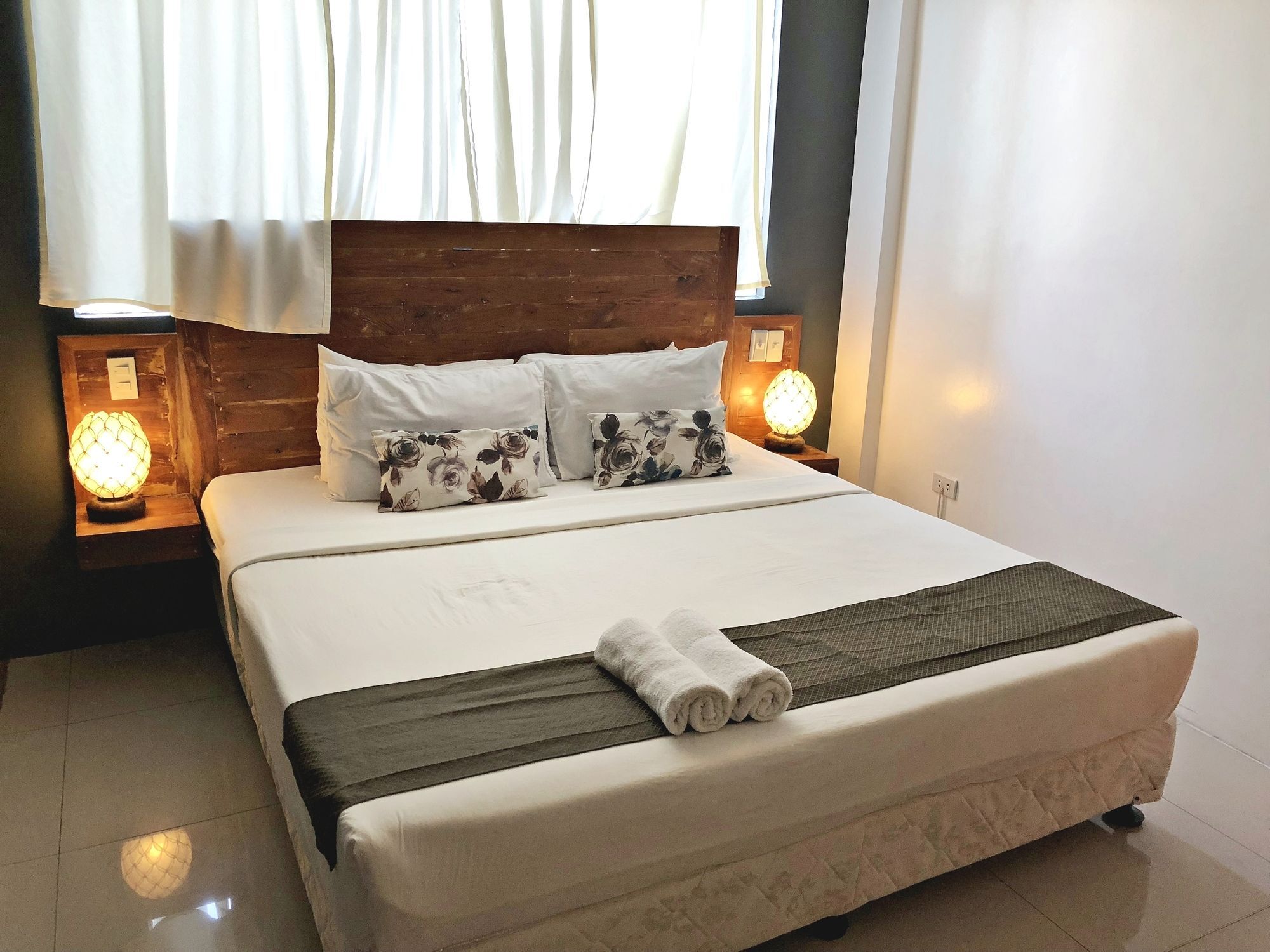 Daj Suites Boutique Hotel Tagaytay City Exterior photo