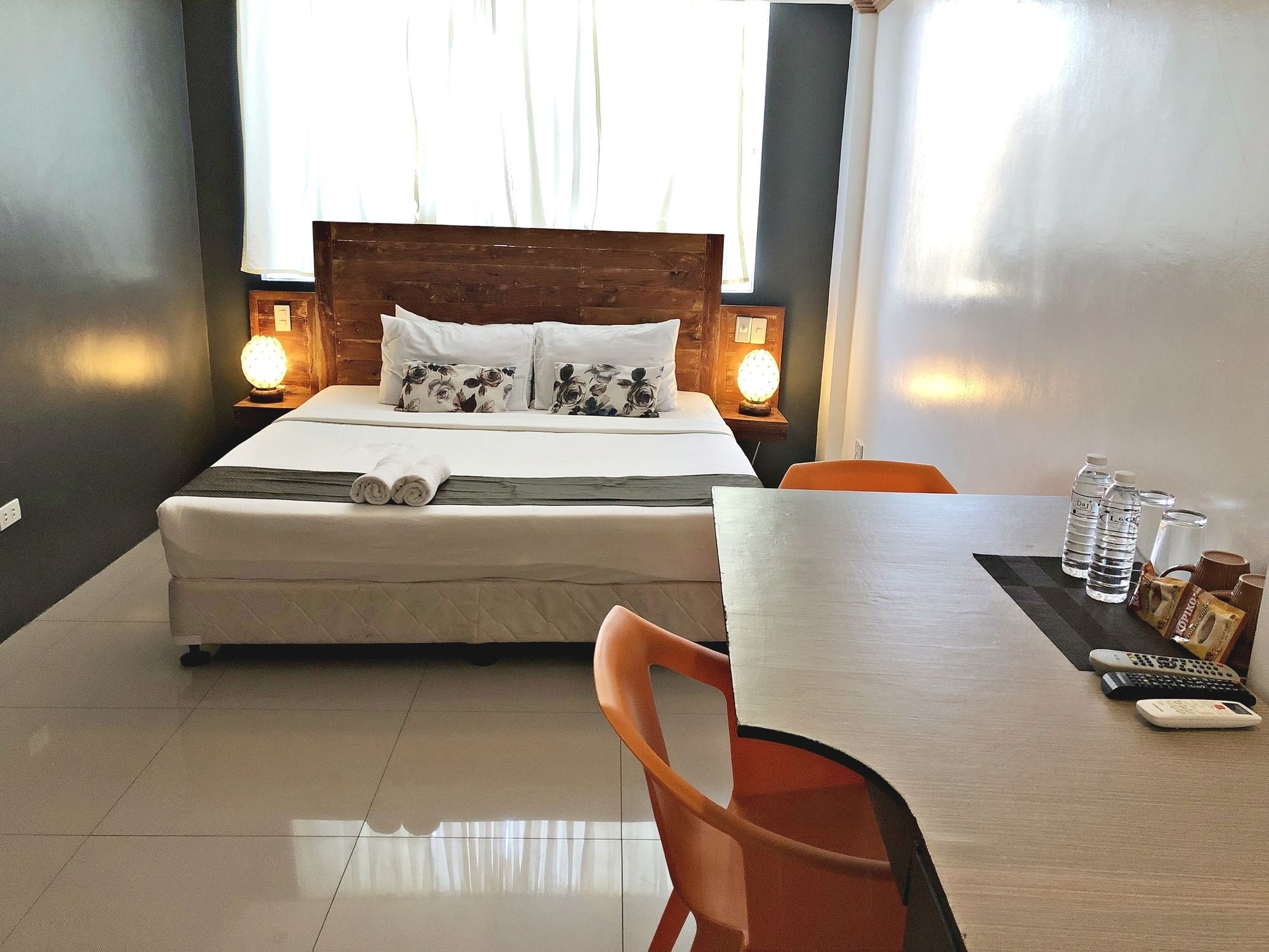 Daj Suites Boutique Hotel Tagaytay City Exterior photo